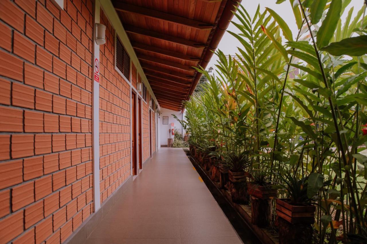 Altavista Casahotel - Asociado Casa Andina Moyobamba Buitenkant foto