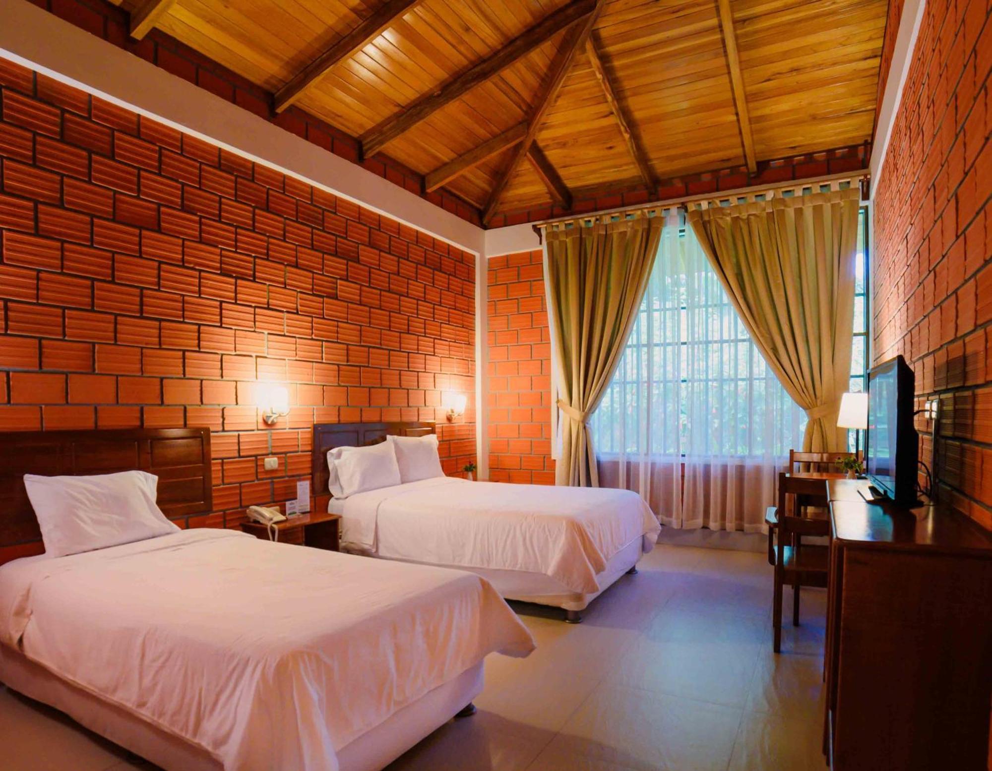 Altavista Casahotel - Asociado Casa Andina Moyobamba Buitenkant foto