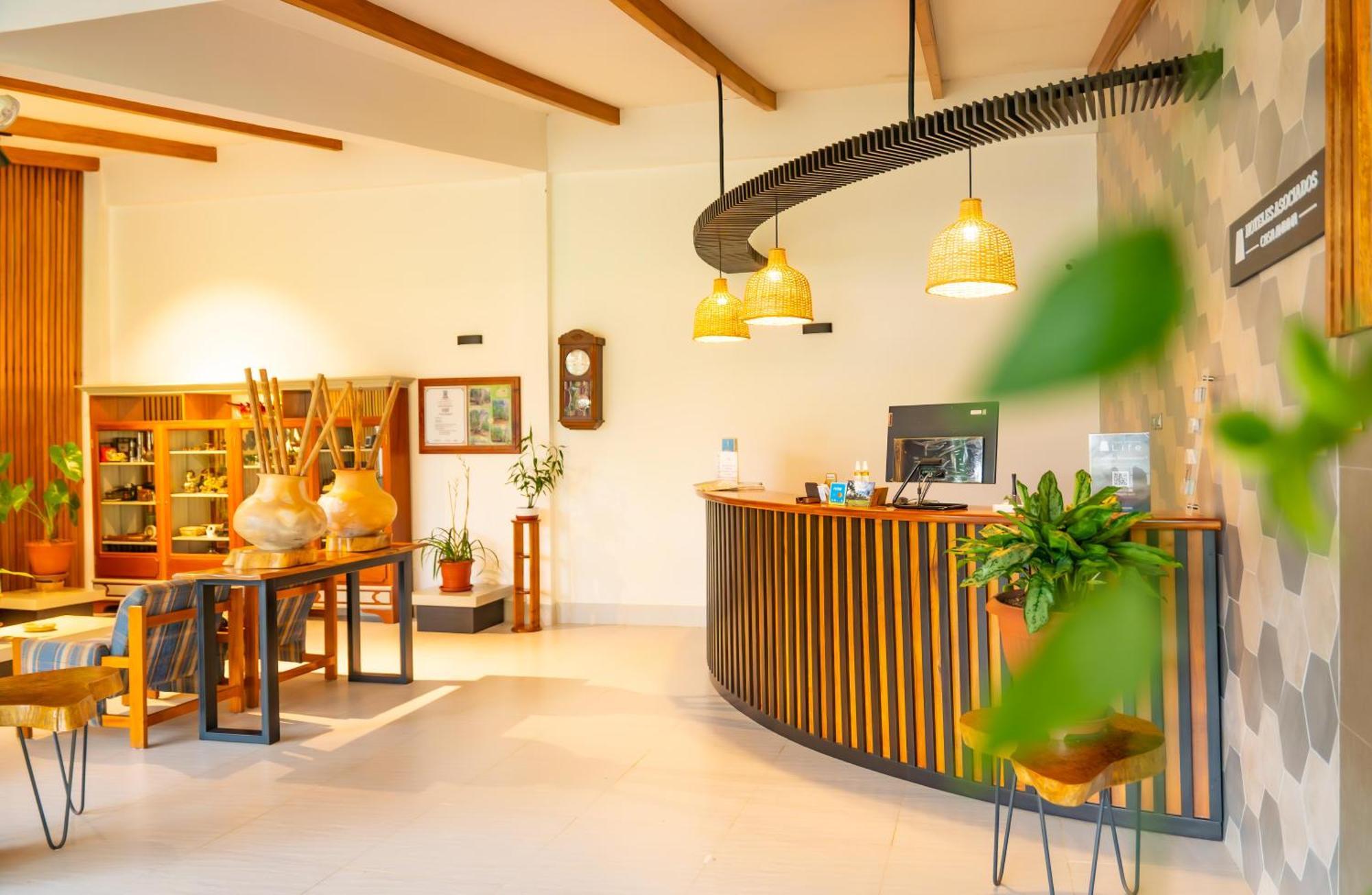 Altavista Casahotel - Asociado Casa Andina Moyobamba Buitenkant foto