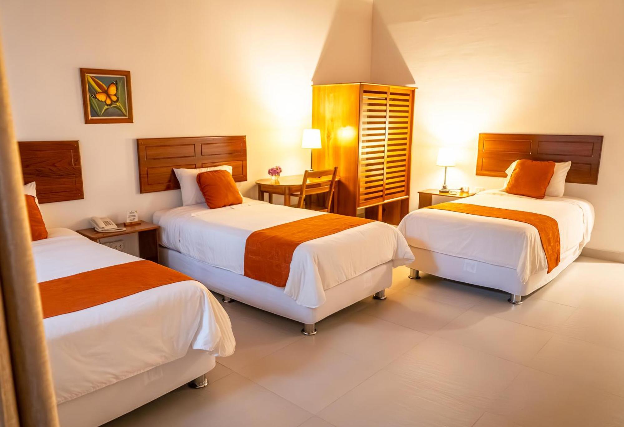Altavista Casahotel - Asociado Casa Andina Moyobamba Buitenkant foto