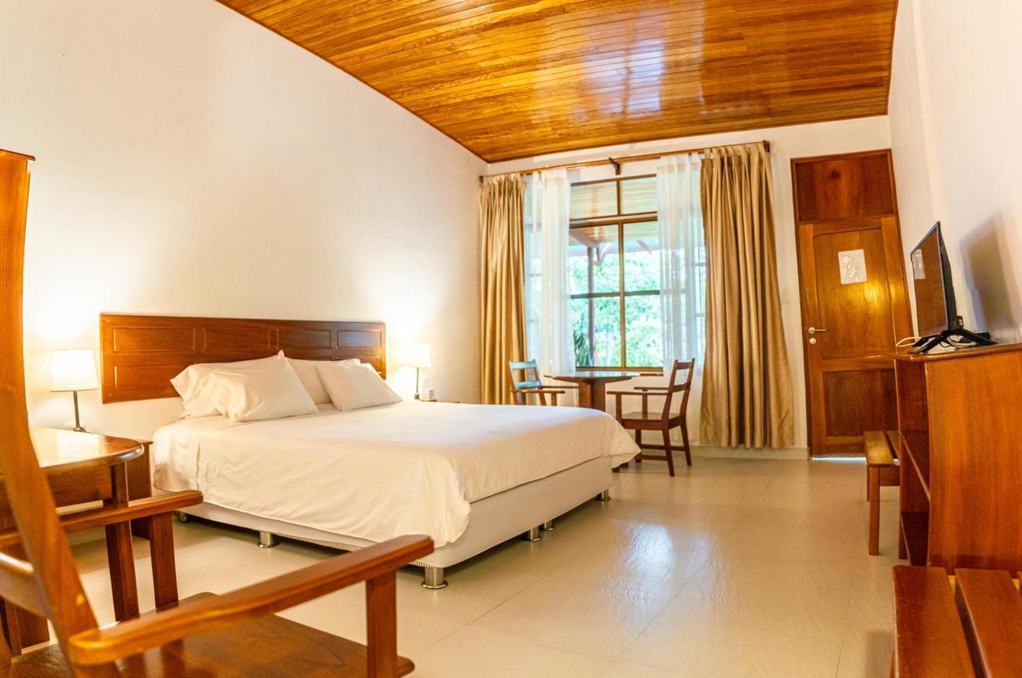 Altavista Casahotel - Asociado Casa Andina Moyobamba Buitenkant foto