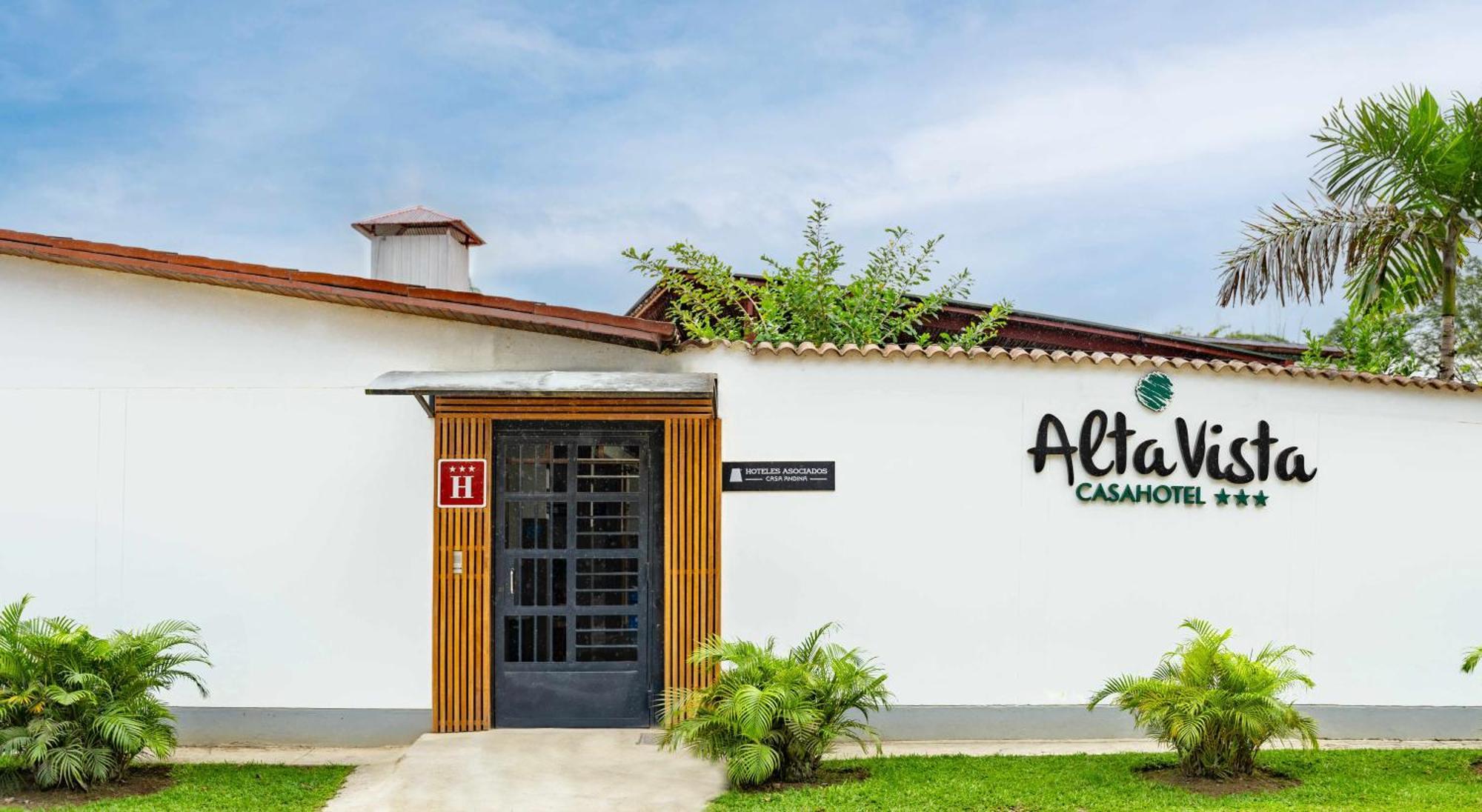 Altavista Casahotel - Asociado Casa Andina Moyobamba Buitenkant foto