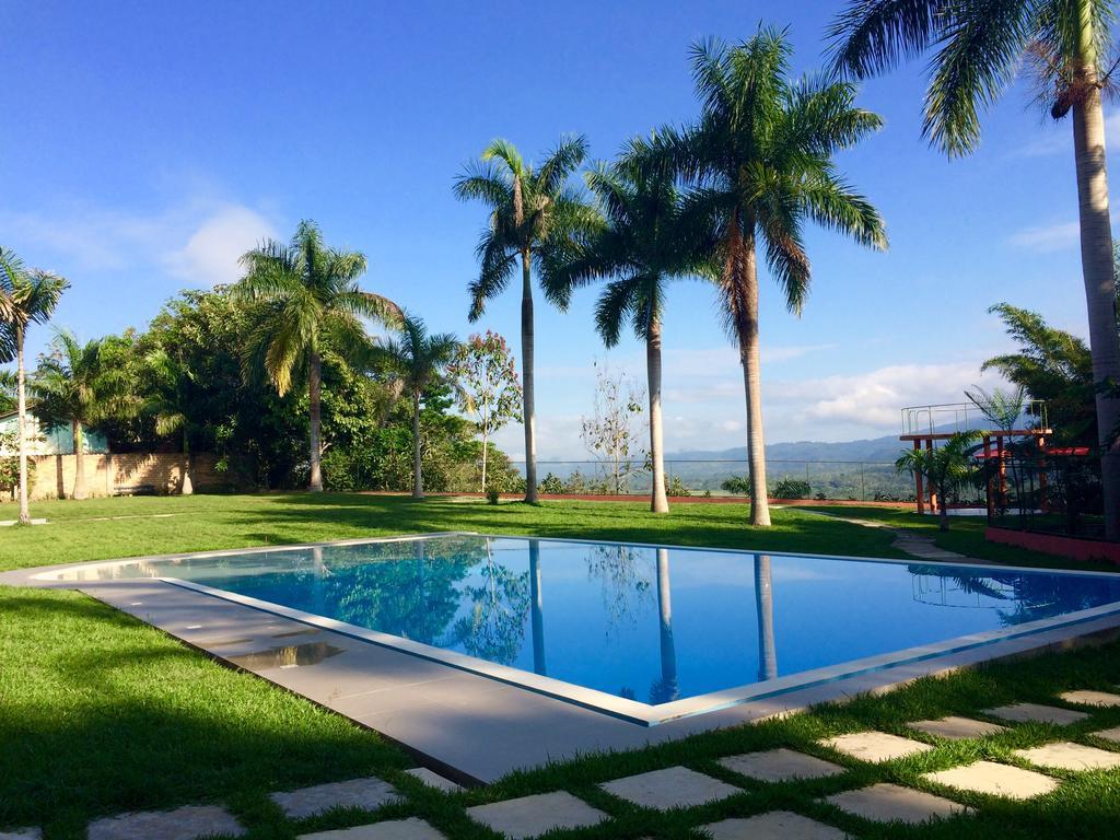 Altavista Casahotel - Asociado Casa Andina Moyobamba Buitenkant foto
